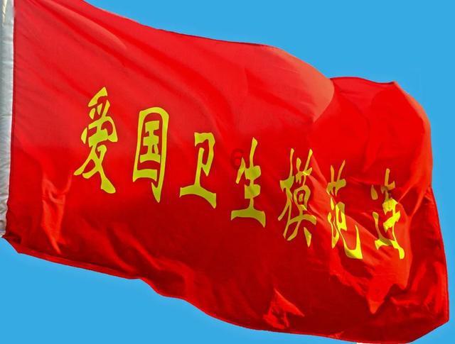 解放军基地外海域，美宣称2名大兵失踪，大批舰机围过来“搜救”